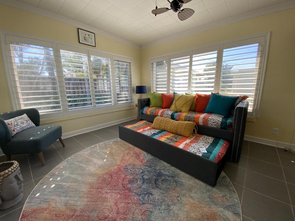 3 Bed 2 Ba Wifi Kitchen Walk To Beach Firepit Daytona Beach Bagian luar foto